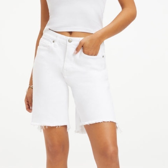 NWT Good American White High Rise Good Icon Jean Shorts - Picture 1 of 11